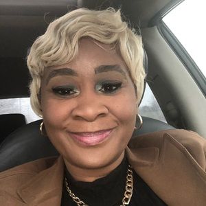 Meet your Posher, Patricia